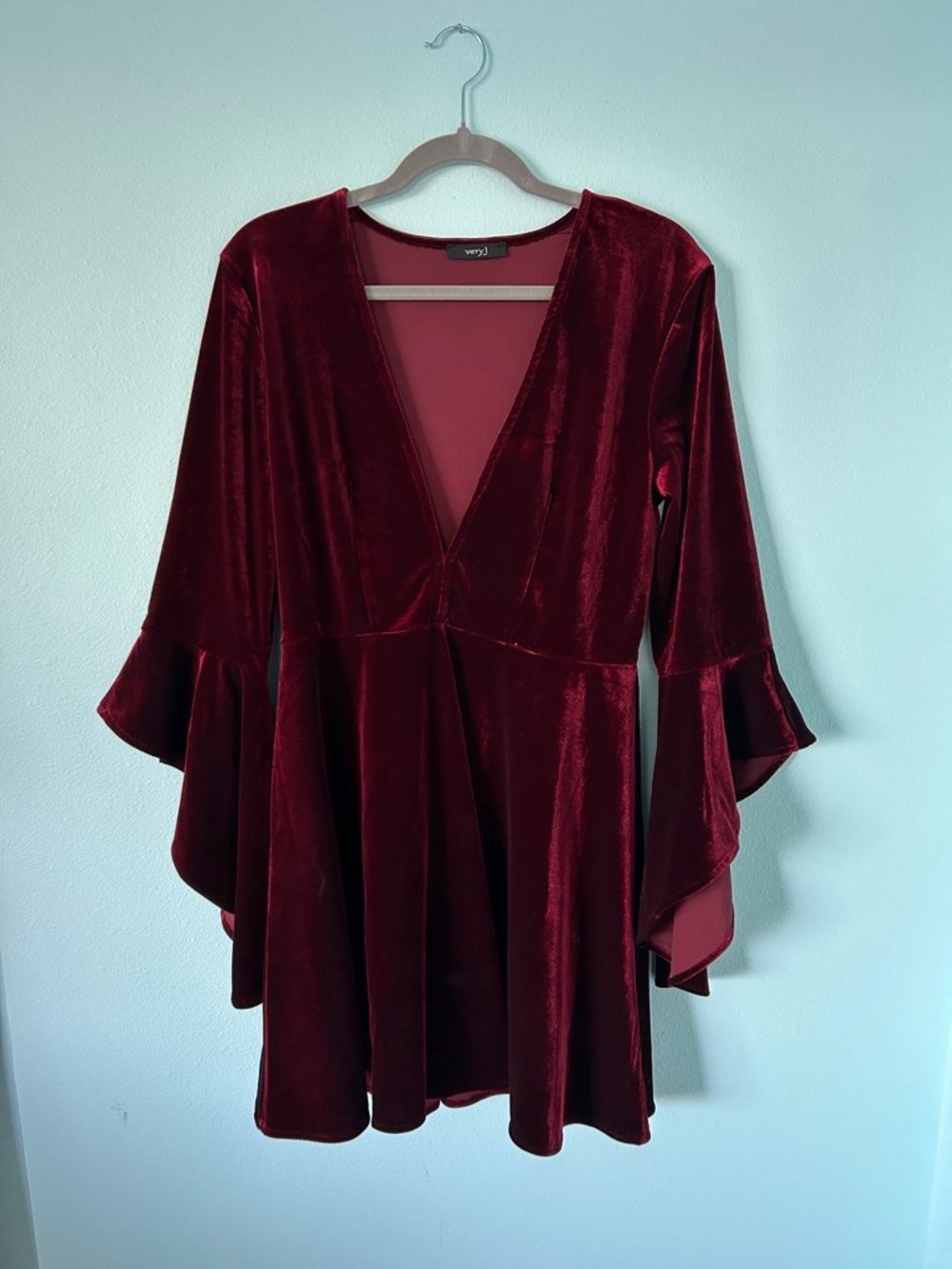 Very J Burgundy Velvet Bell Sleeve Dress